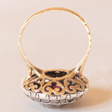 Anello vintage in stile antico a toppa in oro giallo 14K e argento con diamanti (0.56ctw ca.) e rubini, anni '60