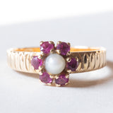 Anello retrò in oro 18K con rubini e perla, anni ‘40