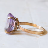Anello vintage da cocktail in oro 18K con ametista viola chiaro, anni ‘60