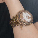 Bracciale antico in oro 18K con cammeo su conchiglia, primi del ‘900