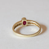 Vintage 14K gold ring with ruby (0.20ct approx.) And diamonds (0.15ctw approx.), 1970s