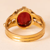 Anello vintage in oro giallo 18K con granato (4.50ct ca.), anni ‘60