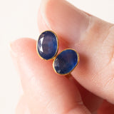 Orecchini vintage in oro 18K con zaffiri blu, anni ‘70