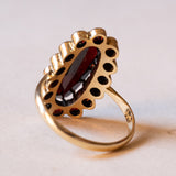 Anello vintage a margherita in oro 8K con granati, anni ‘60