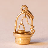Ciondolo vintage a forma di pozzo in oro 18K