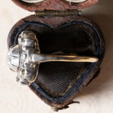 Anello a margherita antico in oro 18K e argento con diamanti di taglio vecchia miniera (1.15ctw ca.), seconda metà dell’800