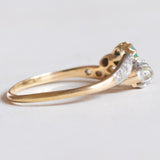 Toi et Moi Art Nouveau in oro giallo 18K e argento con smeraldo e diamanti (centrale di 0.10ct ca.), anni ‘10/‘20