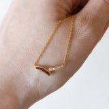 Collana vintage in oro 18K con rubini (0.25ctw ca.) e diamanti (0.25ctw ca.), anni ‘70