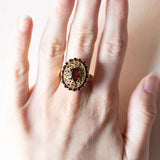 Anello vintage in oro 18K con granati, anni ‘60