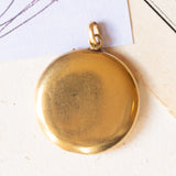 Pendente portafoto antico in oro giallo 18K con diamanti di taglio vecchia miniera (0.12ctw ca.) e di taglio rosetta, primi anni del ‘900