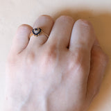 Anello vintage a cuore in oro 18K con topazi e diamante, anni ‘60/‘70