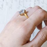 Vintage cocktail ring in 18K gold with blue spinel, 60s / 70s