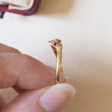 Anello a serpente vintage in oro 18K con rubini, anni ‘70