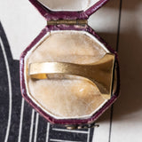 Anello vintage in oro 18K con onice e diamante, anni ‘50/‘60