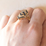 Anello vintage in oro 18K con zaffiri e diamanti