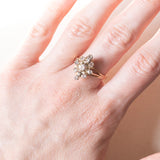 Anello vintage in oro giallo e in oro bianco 18K con diamanti (centrale di 0.10ct ca.), anni ‘60/‘70