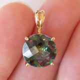 Ciondolo moderno in oro 9K con topazio mistico