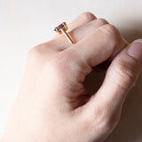 Anello vintage in oro 18K con ametista, anni ‘50/‘60