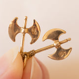 Coppia di ciondoli vintage a forma di asce bipenne in oro 14K, anni ‘80