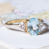 Vintage 18K gold ring with synthetic blue spinel and white stones, 1980s