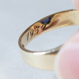 Anello antico da sigillo in oro 14K con lapislazzuli inciso, anni ‘30