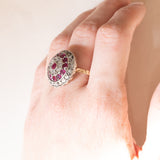 Anello vintage in stile antico a toppa in oro giallo 14K e argento con diamanti (0.56ctw ca.) e rubini, anni '60