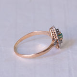 Anello antico in oro 18K e argento con pasta di vetro verde e diamanti, anni ‘30/‘40