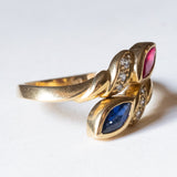 Anello contrarié vintage in oro 14K con zaffiro, rubino e diamanti (0.12ctw ca.), anni ‘70/‘80