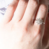 Anello vintage a margherita con diamanti (0.66ctw ca.), anni ‘60
