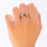 Anello vintage in oro giallo 18K con topazio blu e diamanti (0.56ctw ca.), anni '70/'80