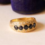 Anello vintage in oro 18K con zaffiri e diamanti, anni ‘50