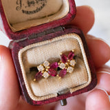 Orecchini vintage in oro 18K con diamanti (0.30ctw ca.) e rubini, anni ‘70