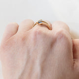 Anello vintage in oro 18K con zaffiri e diamante, anni ‘70