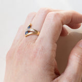Anello vintage in oro 18K con zaffiri e diamante, anni ‘70