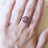 Vintage cocktail ring in 18K gold with dark purple amethyst, 1960s
