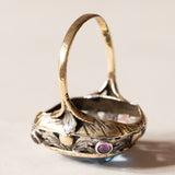 Anello vintage in stile antico in oro 18K e argento con zaffiro e rubini