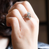 Anello Art Déco in platino e in oro bianco 18K con acquamarina e diamanti, anni ‘30