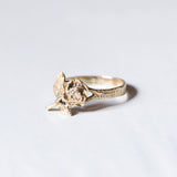 Anello vintage in oro 14K decorato da rosa, anni ‘60/‘70