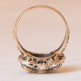 Anello vintage in stile antico in oro giallo 18K e argento con smeraldi (0.80ctw ca.) e diamanti (0.36ctw ca.), anni '60