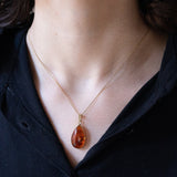 Ciondolo vintage in oro 8K con ambra, anni ‘70/‘80