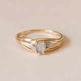 Anello vintage in oro 18K con pasta di vetro azzurra, anni ‘50