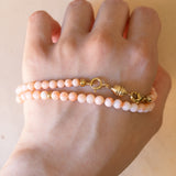 Collana vintage in oro 9K con corallo rosa, anni ‘50/‘60