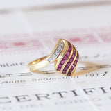 Anello vintage in oro 18K con rubini (1.50ctw ca.) e diamanti (0.20ctw ca.), anni ‘70