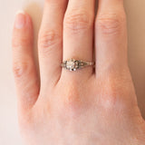 Anello antico in platino e oro bianco 18K con diamanti (centrale 0.30ct ca.), anni ‘20/‘30
