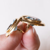 Orecchini vintage in oro 18K con topazi azzurri sintetici (12ctw ca.), anni ‘60