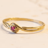 Anello vintage in oro 18K con rubino, anni ‘60/‘70