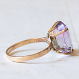Anello vintage da cocktail in oro 18K con ametista viola chiaro, anni ‘60