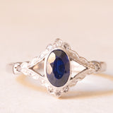 Art-Deco-Ring aus Platin und 18 Karat Weißgold mit Saphir und Rosettendiamant, 30er Jahre
