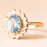 Vintage-Gänseblümchen-Ring aus 9-karätigem Gelb- und Weißgold mit blauem Topas (ca. 1.40 ct) und Diamanten (ca. 0.08 ctw), Jahr 1992