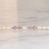 Parure vintage con collana e orecchini in oro giallo 9K con perle bianche e ametiste